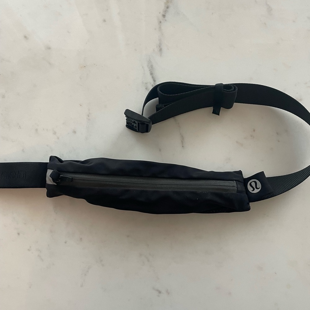 Lululemon Fast and Free Running Belt Mini